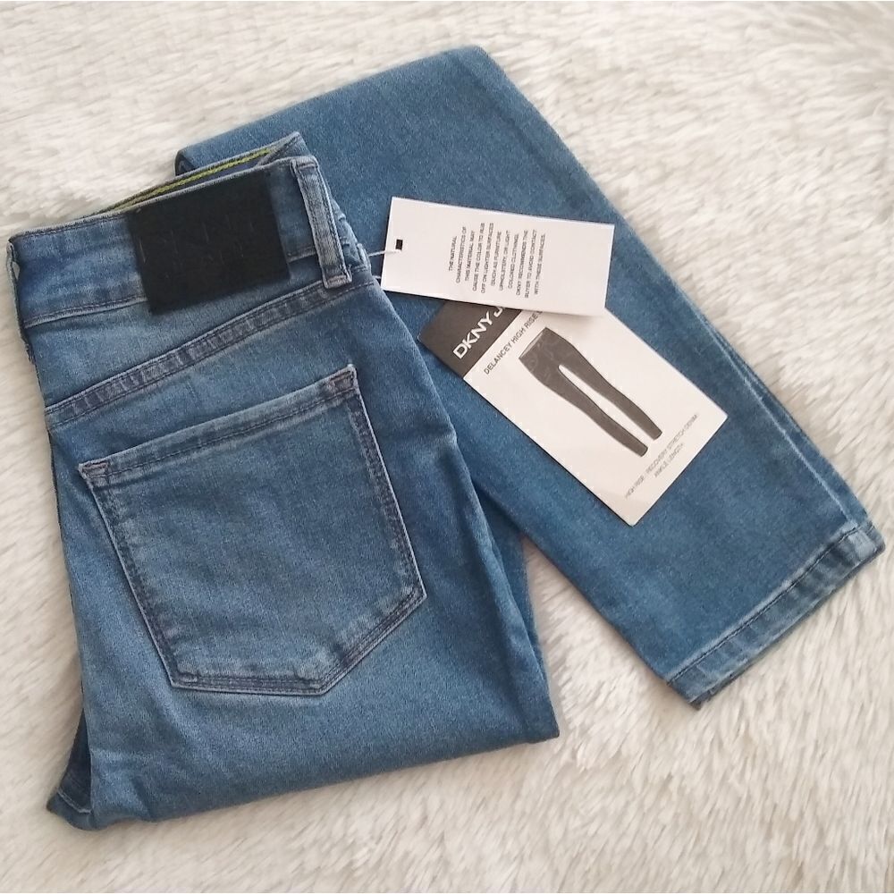 DKNY Delancey High Rise Skinny Jeans